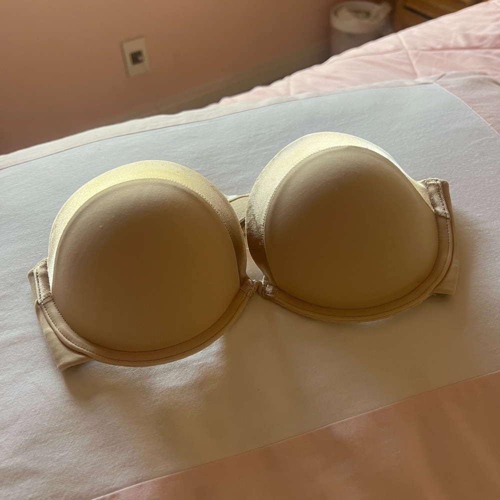 Maiden Form M&F Beige Under Wire Strapless Bra Size: 34b​